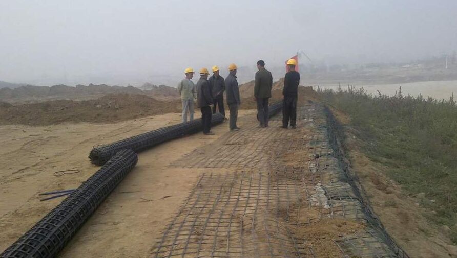 ���w�������ʩ���F��